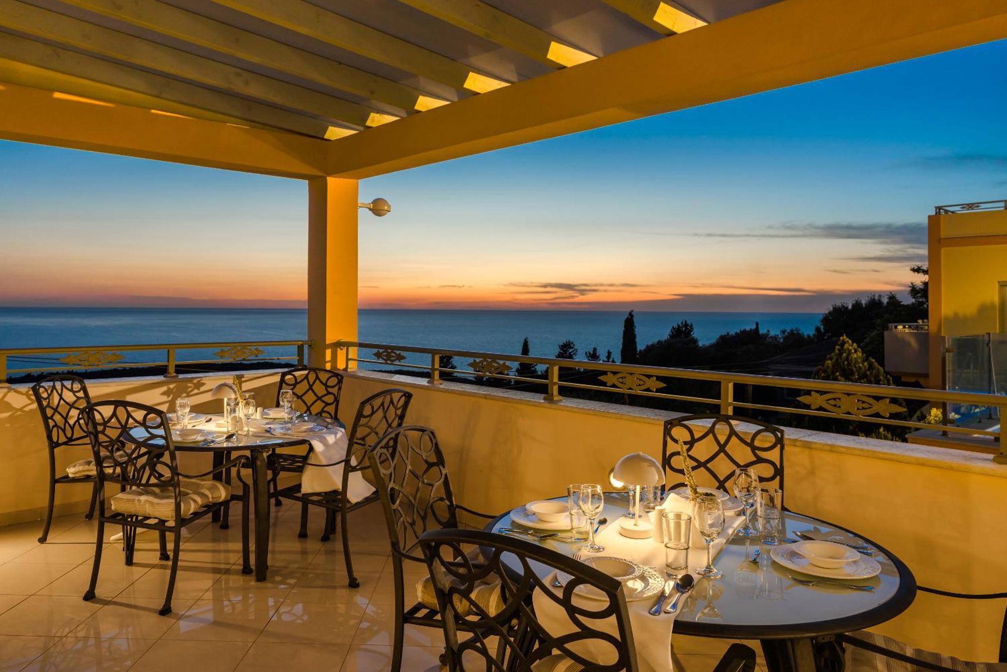 Belle View Hotel - Sea View & Sunset Mánganos Exterior photo